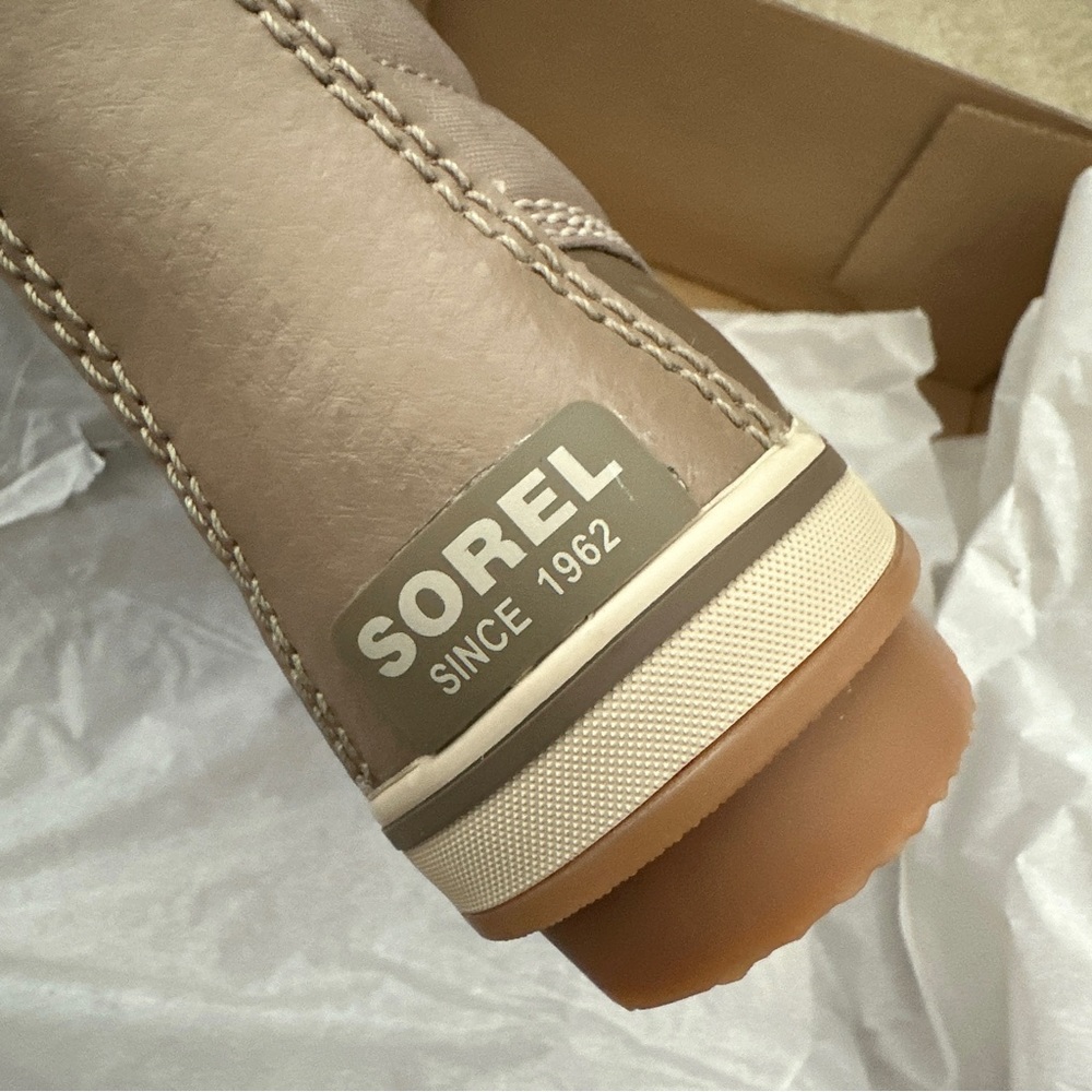 Sorel Youth Tofino II Waterproof Khaki Boots - Picture 4 of 8